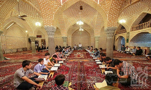 ارتباط میان پایگاه‌های قرآنی مساجد مواسات آموزشی را در پی دارد