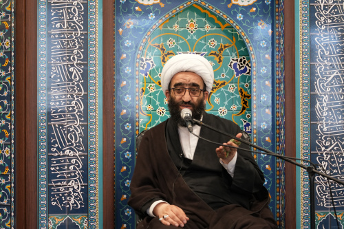 برگزاری مراسم دهه اول محرم در ساختمان محراب
