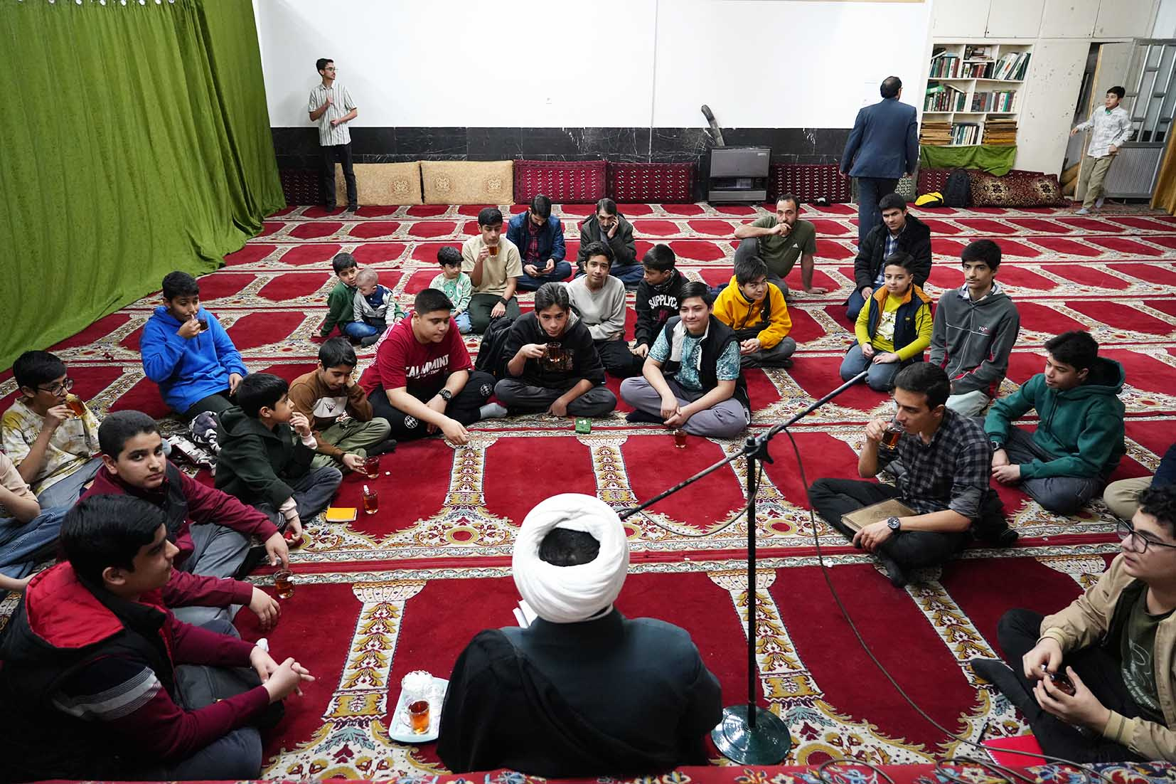 برنامه «زندگی با قرآن» در مسجد چهارده معصوم قاسم‌آباد